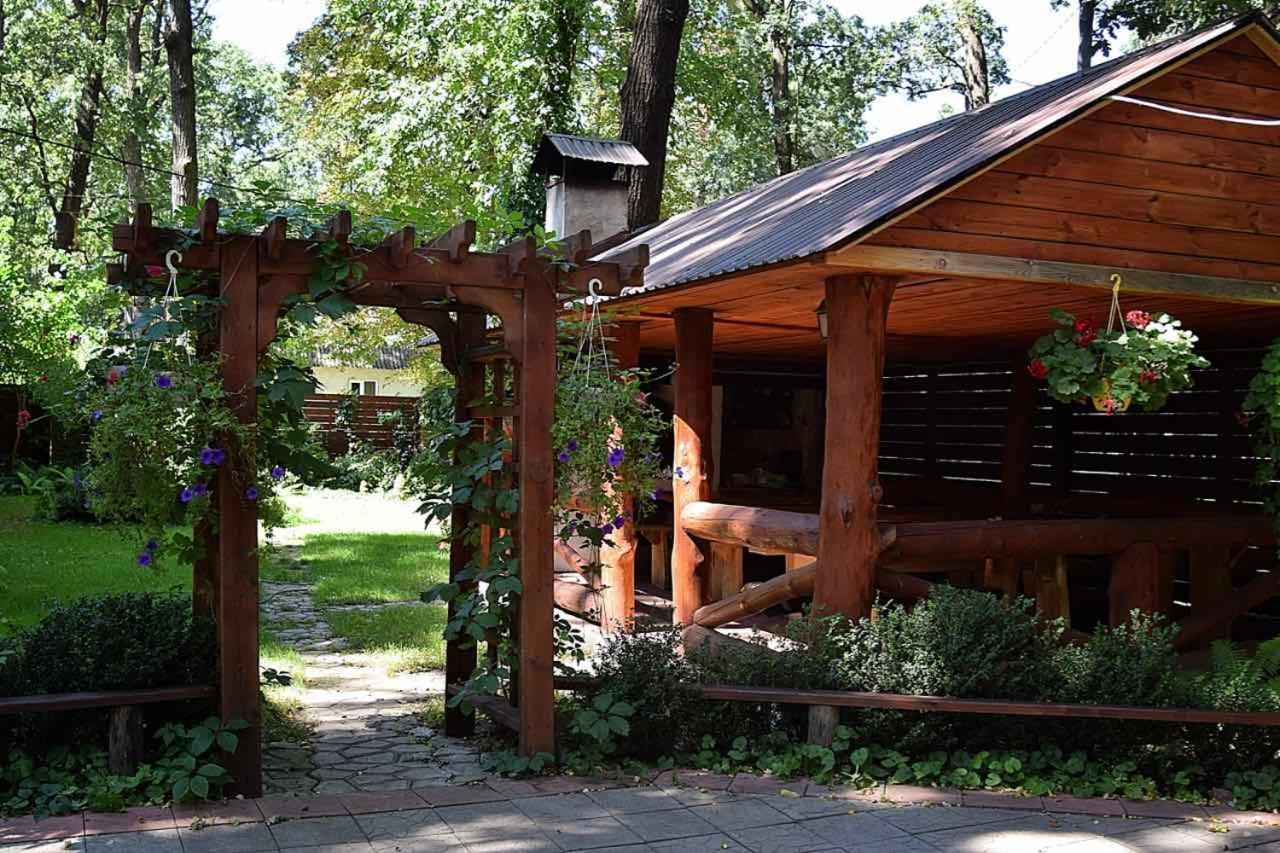 Veniki-Club Hotel Vorzelʼ Buitenkant foto